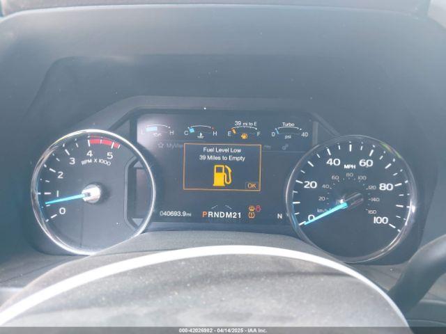 Ford F-350 King Ranch Image 12