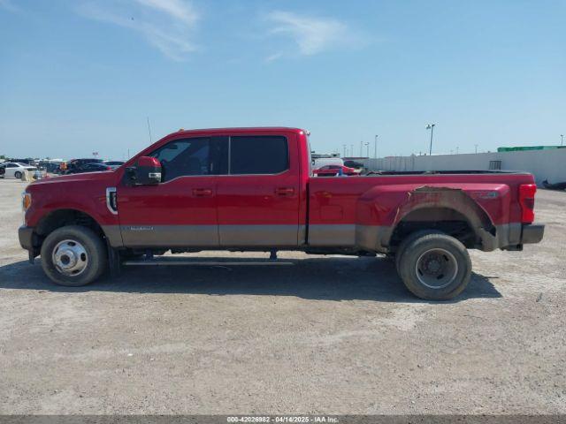 Ford F-350 King Ranch Image 9