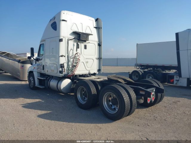 Freightliner Cascadia 125 Image 4