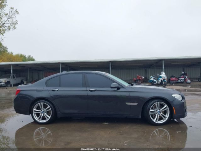 BMW 7 Series Image 17