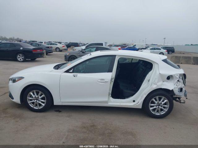 Mazda Mazda3 I Grand Touring Image 12