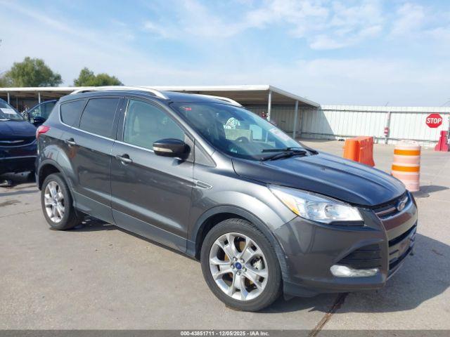  Salvage Ford Escape