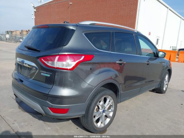 Ford Escape Titanium Image 12