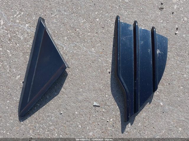 Ford Escape Titanium Image 17