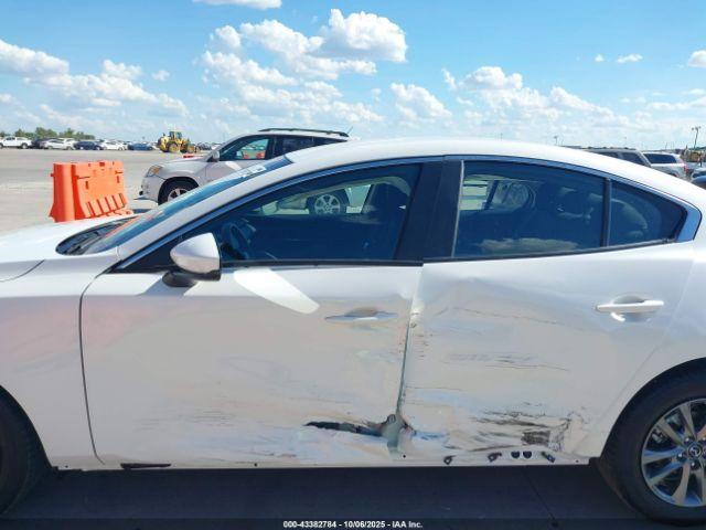 Mazda Mazda3 2.5 S Image 5