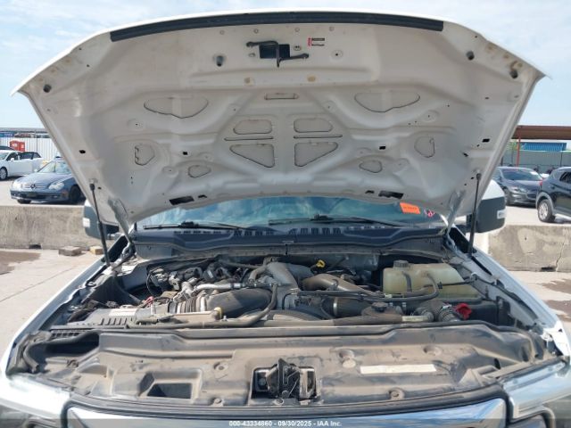 Ford F-450 Lariat Image 9