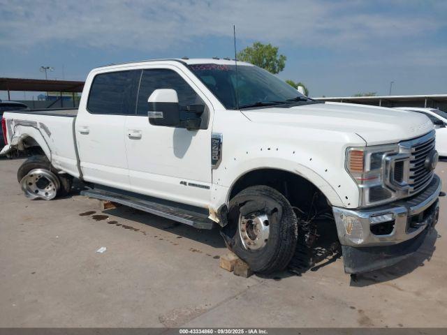 Ford F-450 Lariat Image 13