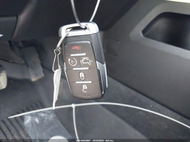 Ram 1500 Laramie  4x2 5'7 Box Image 9