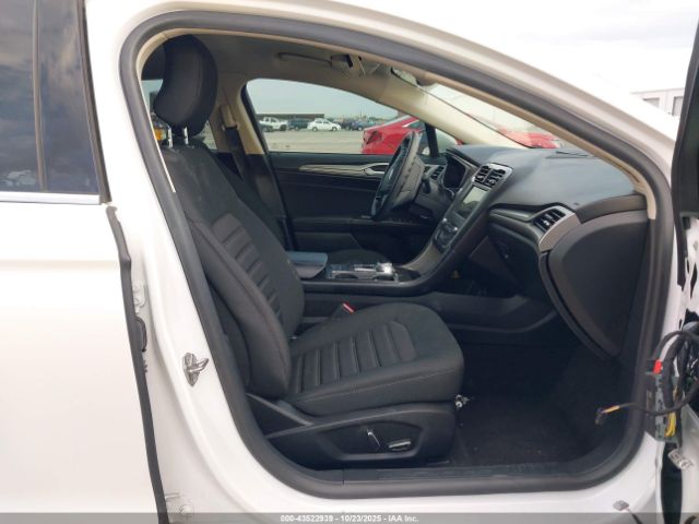 Ford Fusion Se Image 16