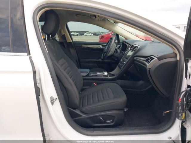 Ford Fusion Se Image 16