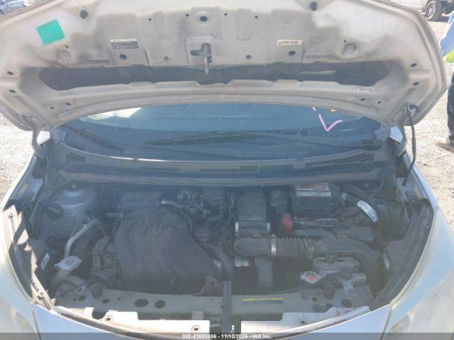 Nissan Versa Sv Image 10