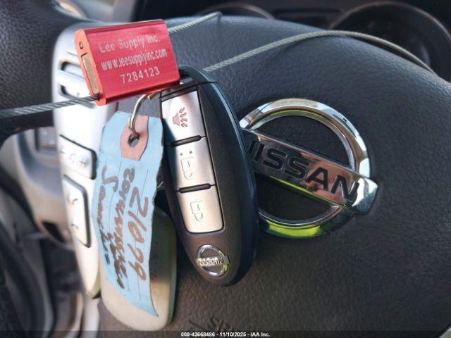 Nissan Versa Sv Image 11