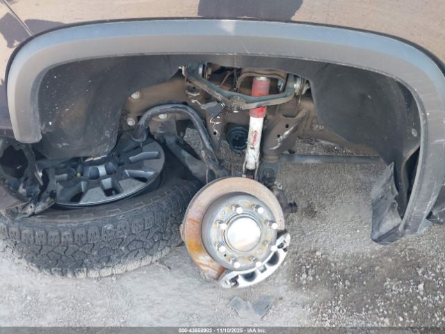 Chevrolet Silverado 2500 4wd  Standard Bed Custom Image 8