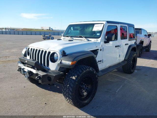 Jeep Wrangler Sahara Altitude 4x4 Image 3