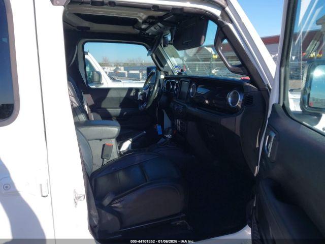 Jeep Wrangler Sahara Altitude 4x4 Image 8