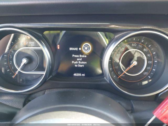 Jeep Wrangler Sahara Altitude 4x4 Image 5