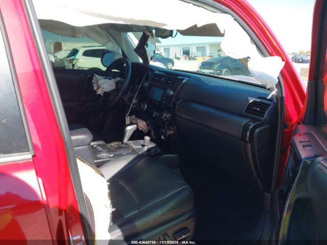 Toyota 4Runner Trd Off Road Premium Image 4