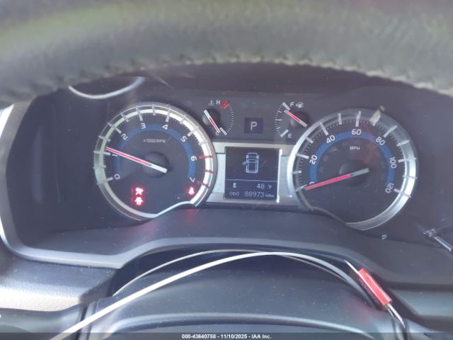 Toyota 4Runner Trd Off Road Premium Image 9