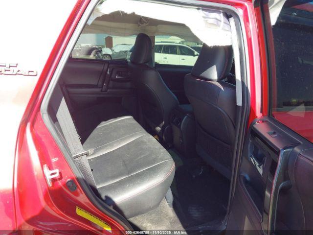 Toyota 4Runner Trd Off Road Premium Image 11