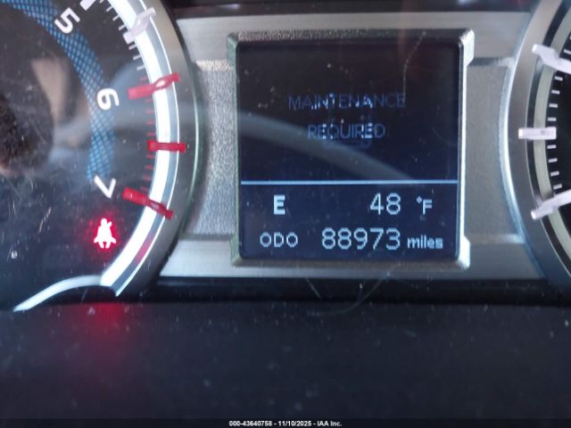 Toyota 4Runner Trd Off Road Premium Image 10