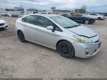  Salvage Toyota Prius