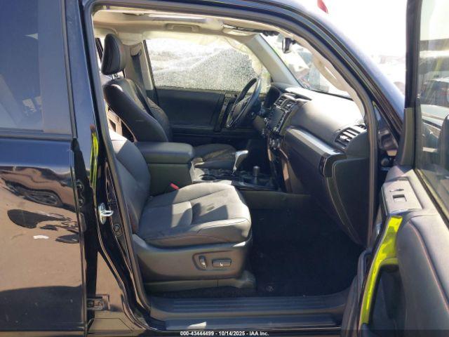 Toyota 4Runner Trd Off Road Premium Image 5