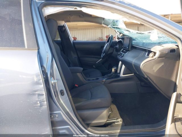 Toyota Corolla Le Image 4