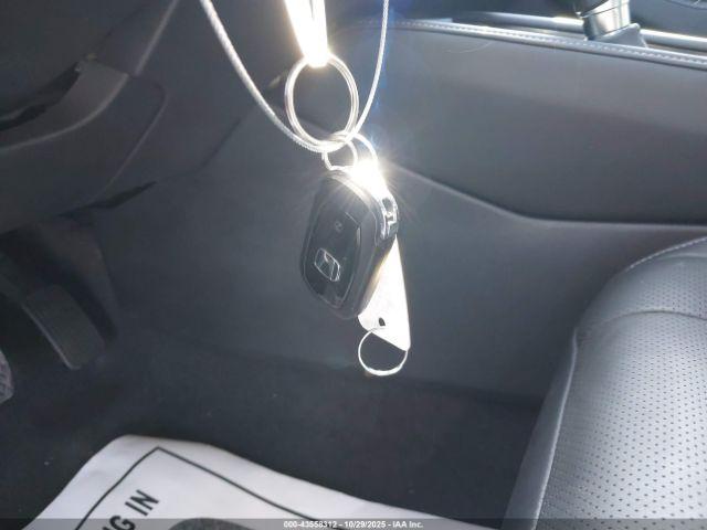 Honda Accord Touring Image 10