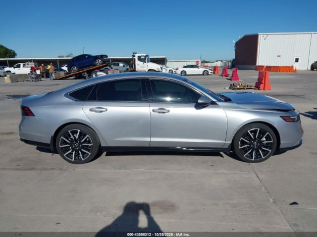 Honda Accord Touring Image 11