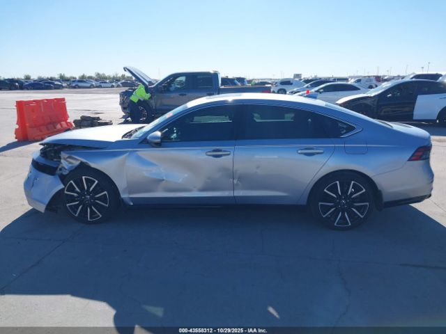 Honda Accord Touring Image 14