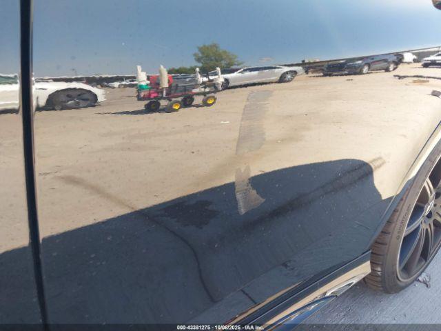 Mercedes-Benz E-Class 4matic Image 19