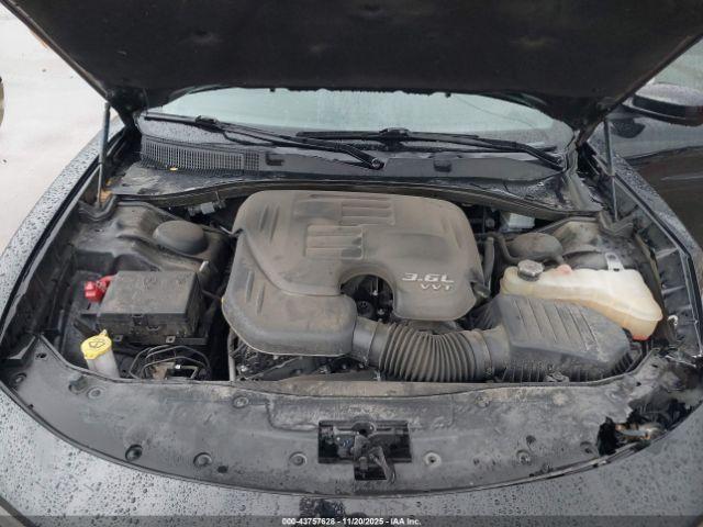 Dodge Charger Sxt Rwd Image 4