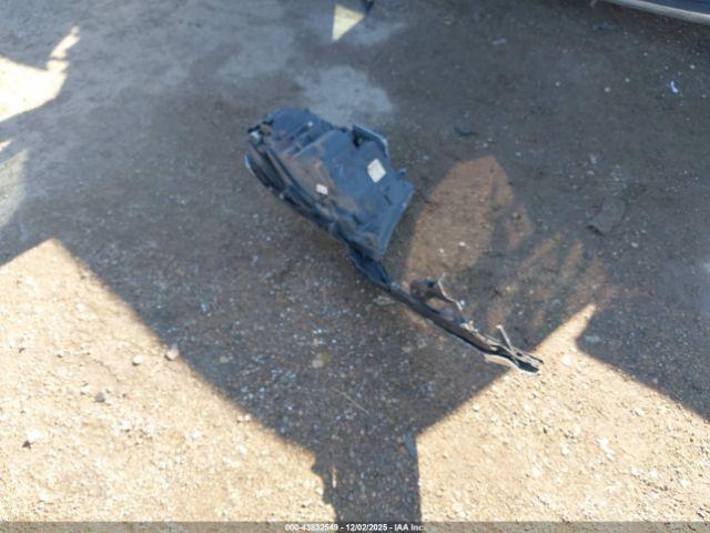 Ram 1500 Laramie  4x2 6'4 Box Image 13