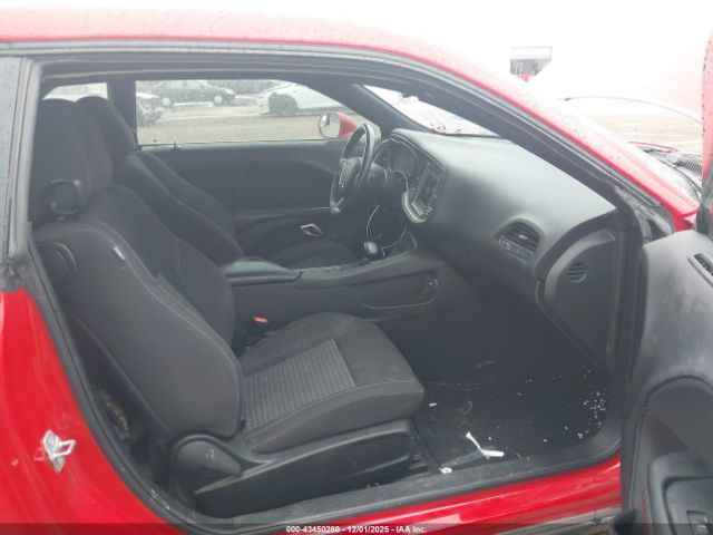 Dodge Challenger Sxt Image 3