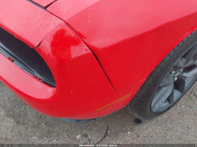 Dodge Challenger Sxt Image 5