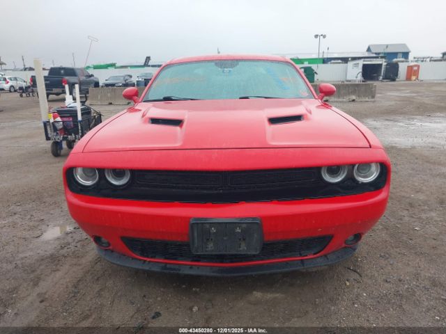 Dodge Challenger Sxt Image 11