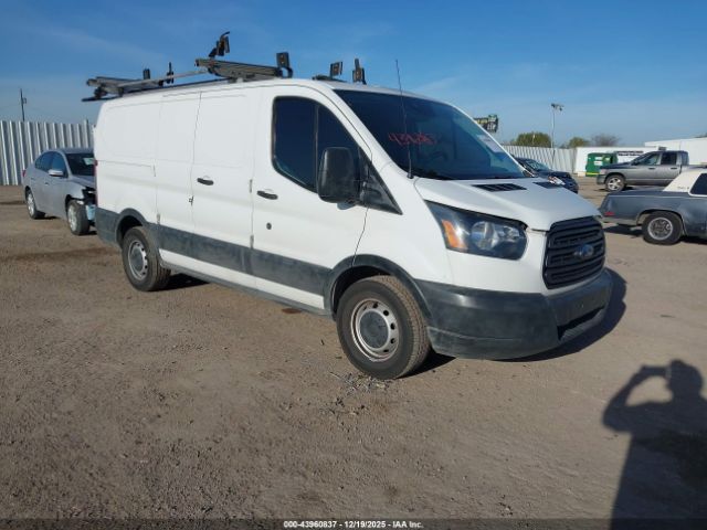 Ford Transit Image 1
