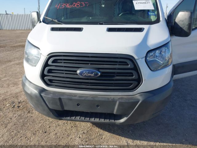 Ford Transit Image 16