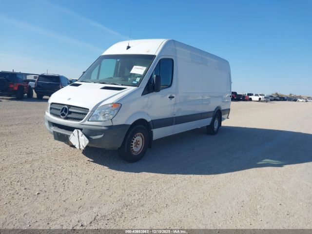Mercedes-Benz Sprinter 2500 High Roof Image 11