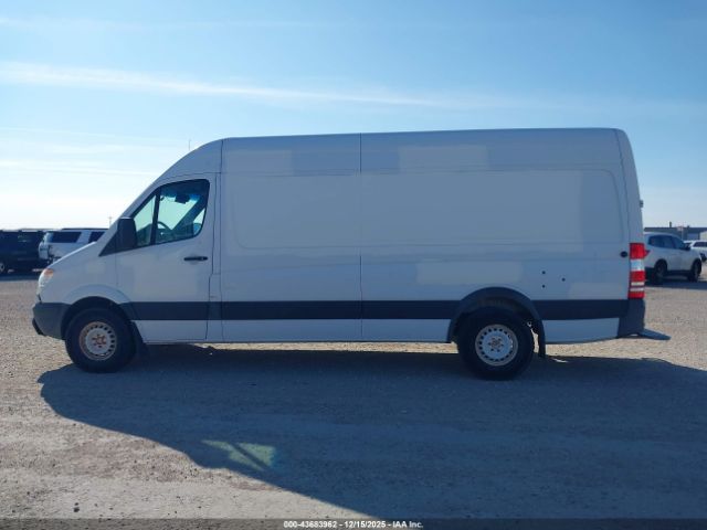 Mercedes-Benz Sprinter 2500 High Roof Image 7