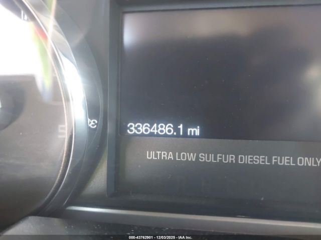 Ford F-350 Lariat Image 8