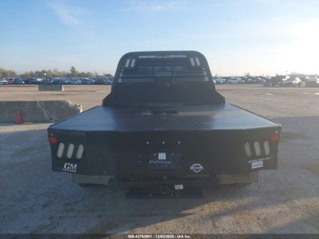 Ford F-350 Lariat Image 12