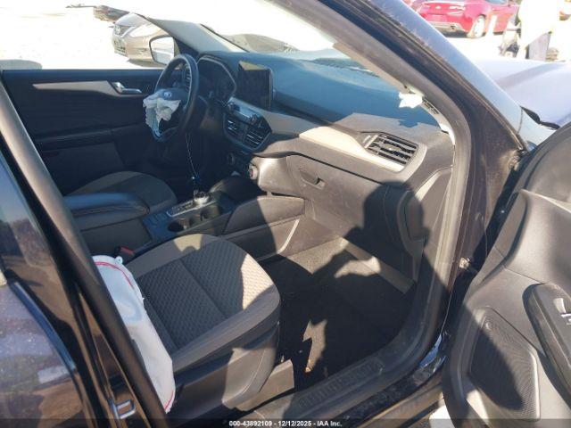 Ford Escape Se Image 4