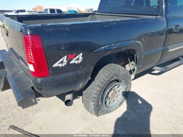 Chevrolet Silverado 2500 Ls Image 15