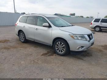  Salvage Nissan Pathfinder