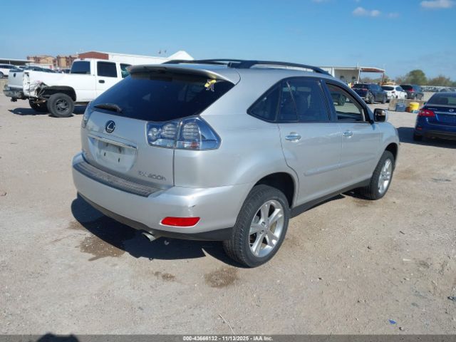 Lexus RX Image 3