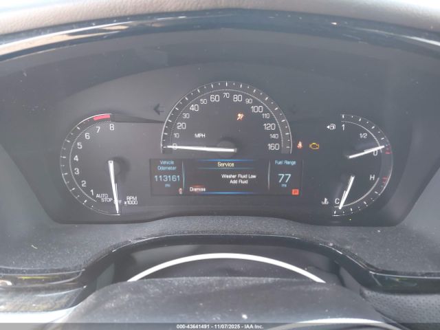 Cadillac XT5 Standard Image 7