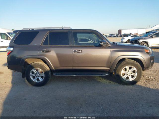Toyota 4Runner Sr5 Premium Image 8
