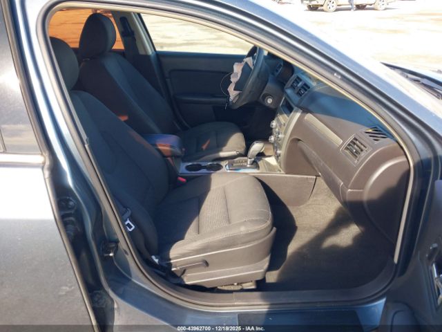 Ford Fusion Se Image 4