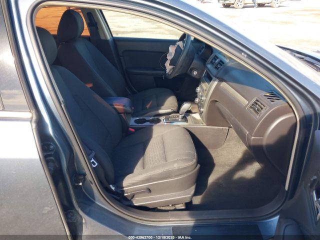 Ford Fusion Se Image 4